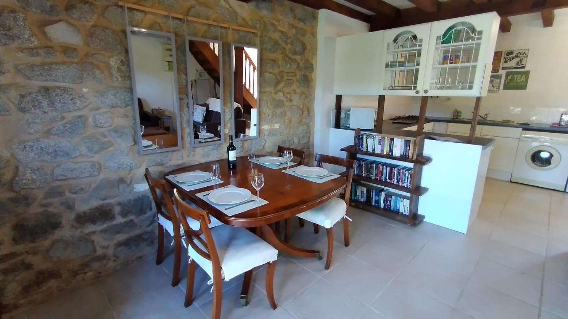 Character 2 Bed Cottage Within Walking Distance Of Bar/Restaurants Piegut-Pluviers Екстер'єр фото